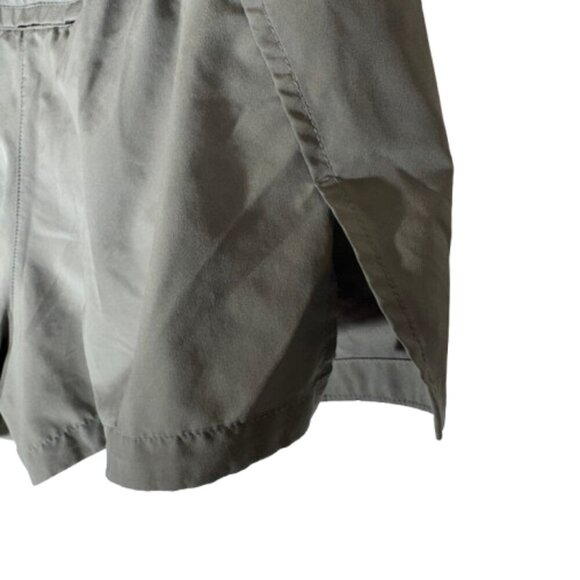 Women's Nike Dri-Fit Gray Running Shorts Size Medium - Picture 3 of 11